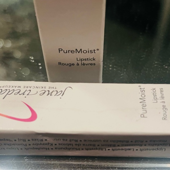 Jane Iredale PureMoist Lipstick - Tricia New - Picture 3 of 7